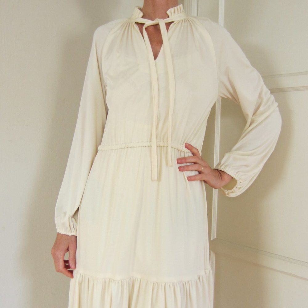 Vintage Cream Ivory Long Sleeve Dress Pintuck Polyester 1970s Medium